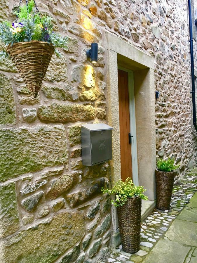 Dugdales Cottage セトル エクステリア 写真