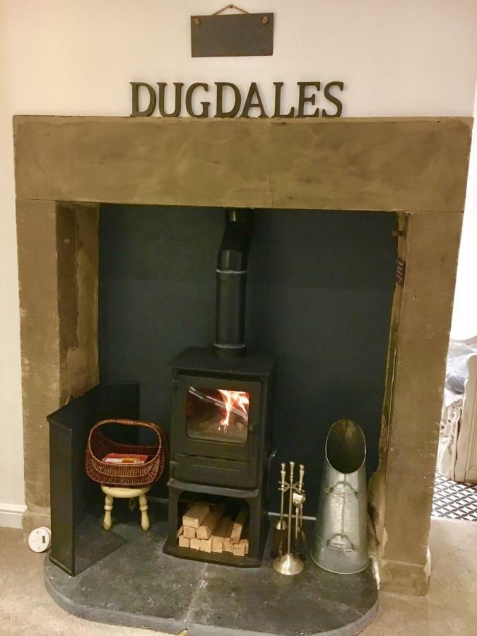 Dugdales Cottage セトル エクステリア 写真